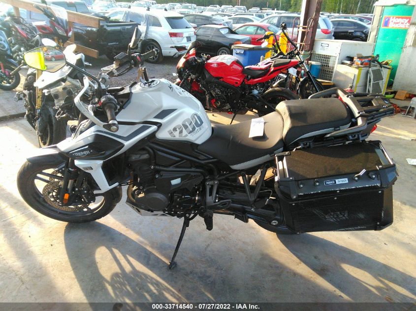 2020 TRIUMPH MOTORCYCLE EXPLORER XRX SMTF42XB0LJ997258