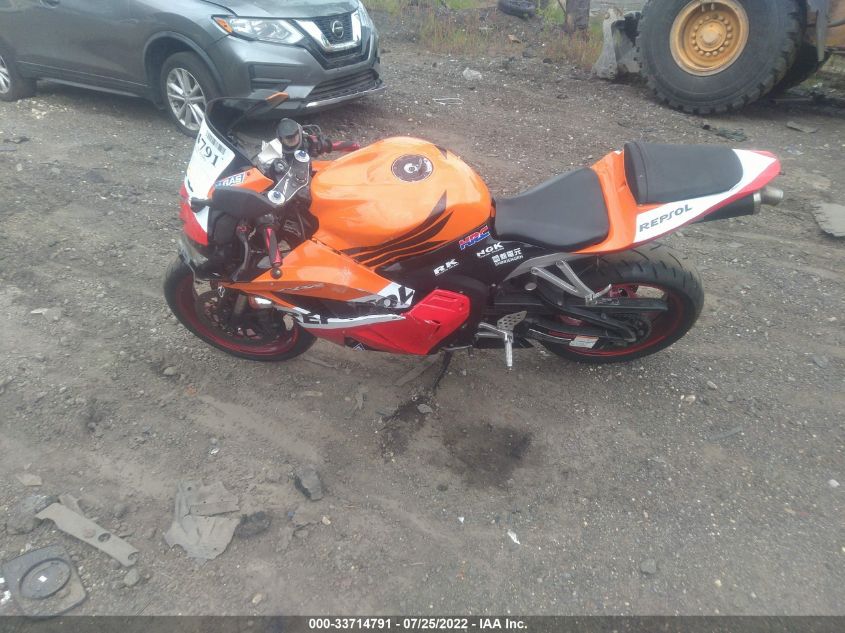 2009 HONDA CBR600 RR JH2PC400X9K205136