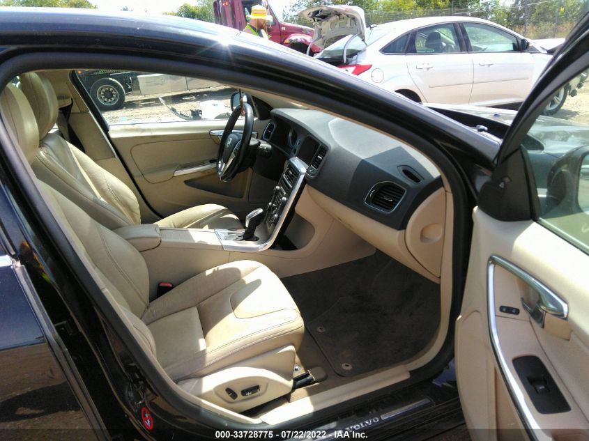 2013 VOLVO S60 T5 YV1612FHXD1223320