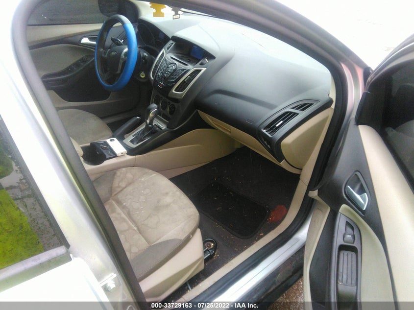 2014 FORD FOCUS VIN: 1FADP3F2XEL246993