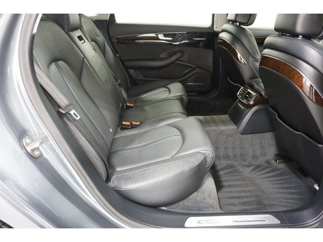 2017 AUDI A8 L WAU44AFD0HN012814