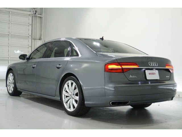 2017 AUDI A8 L WAU44AFD0HN012814
