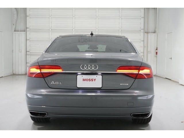 2017 AUDI A8 L WAU44AFD0HN012814