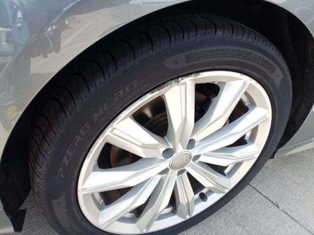 2017 AUDI A8 L WAU44AFD0HN012814