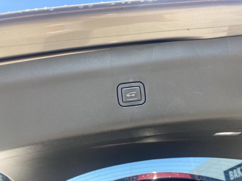 2019 BUICK ENCLAVE ESSENCE 5GAERBKW2KJ230033