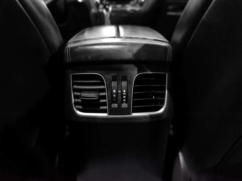 2015 HYUNDAI GENESIS 3.8L KMHGN4JE7FU032989