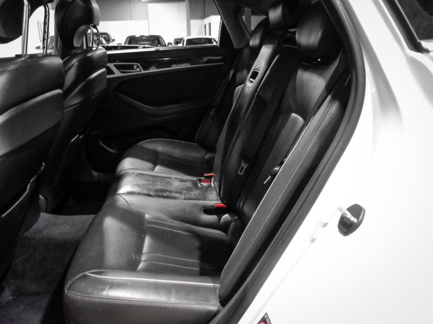 2015 HYUNDAI GENESIS 3.8L KMHGN4JE7FU032989