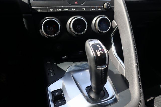 2019 JAGUAR E-PACE S SADFJ2FX3K1Z42584