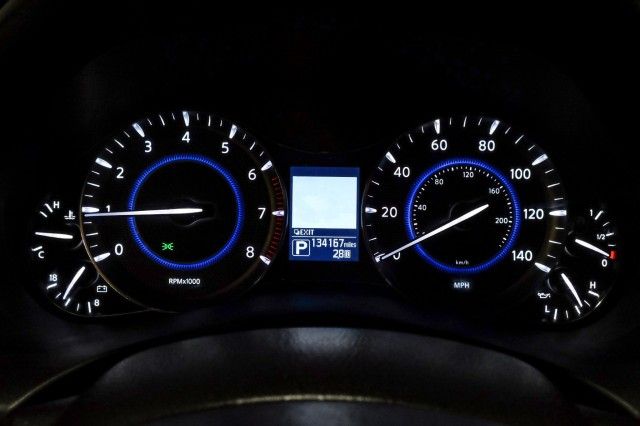 2016 INFINITI QX80 JN8AZ2NE9G9126510