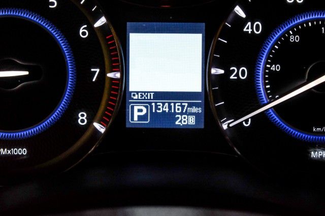 2016 INFINITI QX80 JN8AZ2NE9G9126510