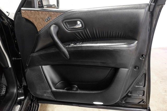 2016 INFINITI QX80 JN8AZ2NE9G9126510