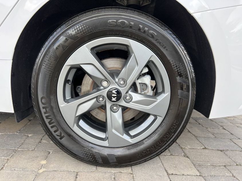 2021 KIA K5 LX 5XXG24J28MG039925