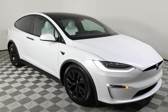 2022 TESLA MODEL X 7SAXCBE63NF341726