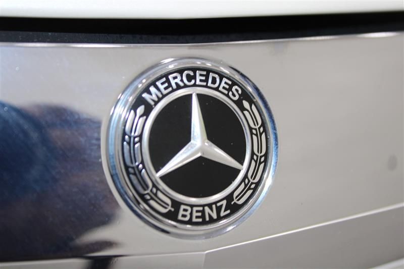 2019 MERCEDES-BENZ S 560 4MATIC WDDUG8GB1KA483231