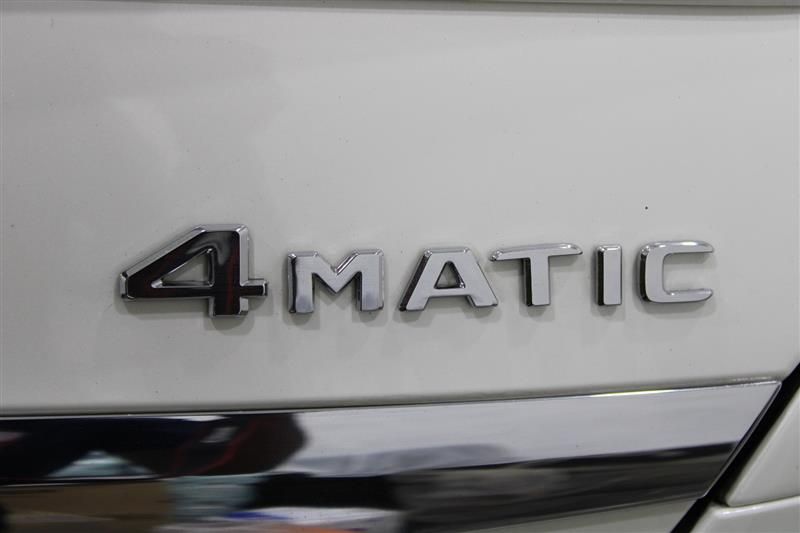 2019 MERCEDES-BENZ S 560 4MATIC WDDUG8GB1KA483231