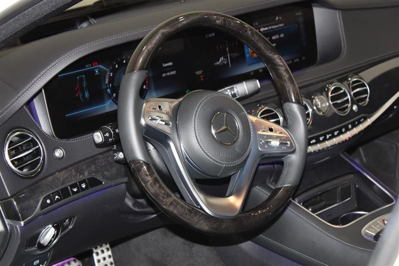 2019 MERCEDES-BENZ S 560 4MATIC WDDUG8GB1KA483231