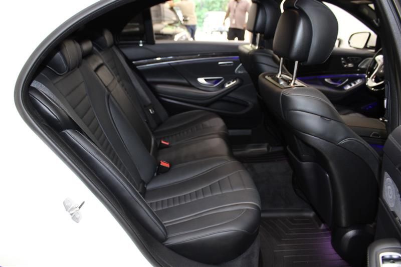 2019 MERCEDES-BENZ S 560 4MATIC WDDUG8GB1KA483231
