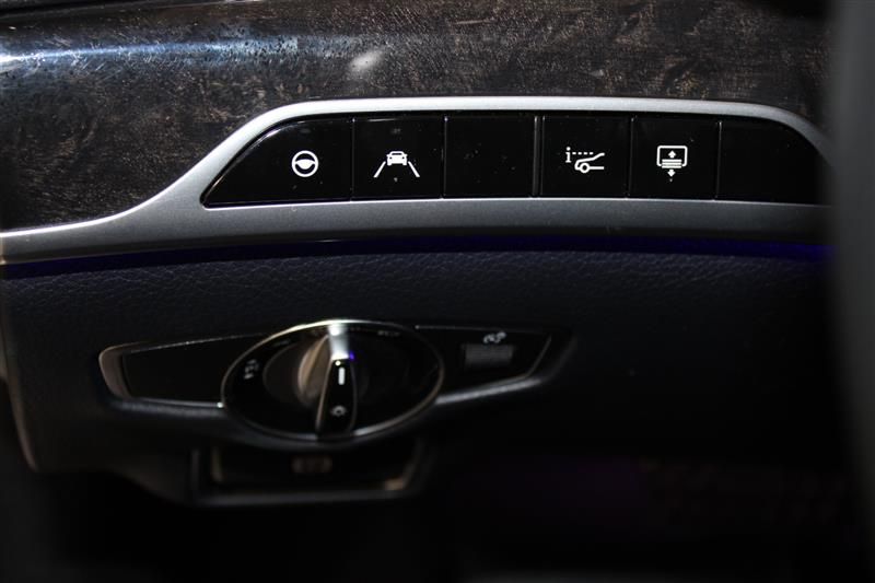 2019 MERCEDES-BENZ S 560 4MATIC WDDUG8GB1KA483231