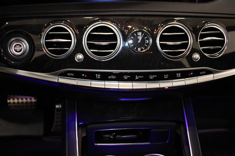 2019 MERCEDES-BENZ S 560 4MATIC WDDUG8GB1KA483231