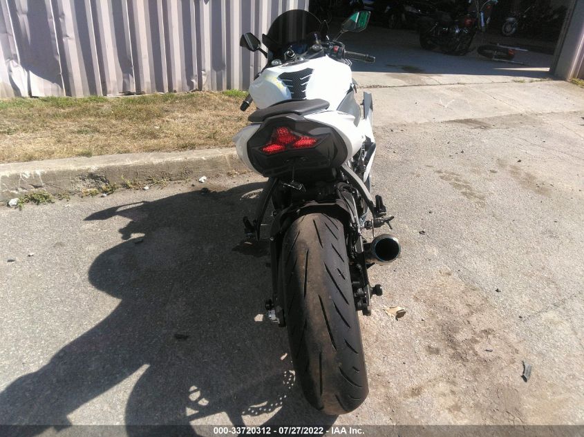 2021 KAWASAKI ZX636 K JKBZXJH12MA009049