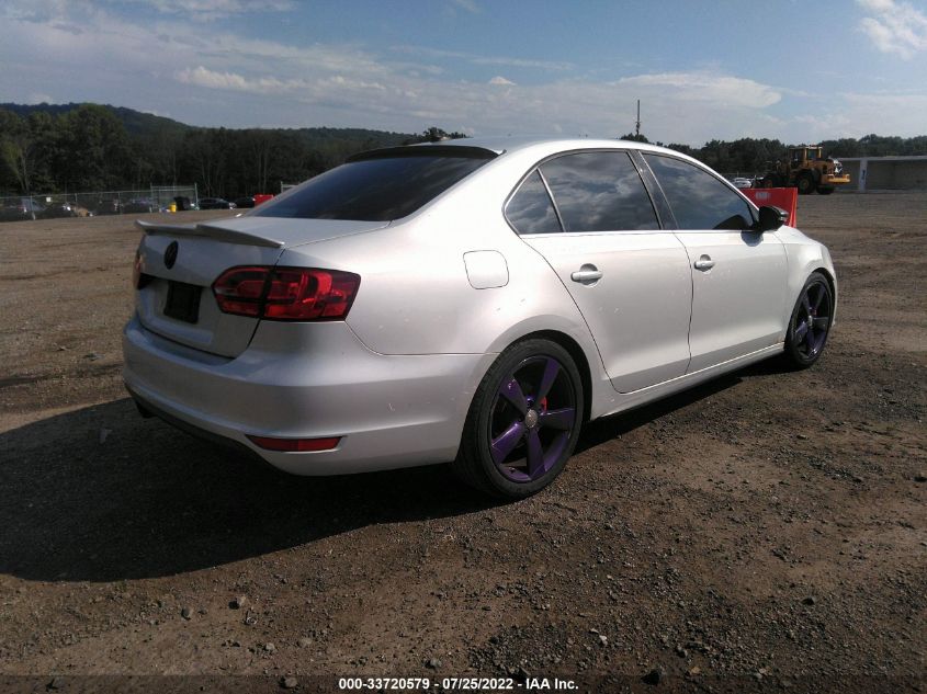 2013 VOLKSWAGEN GLI AUTOBAHN W/NAV 3VW5A7AJ4DM212063