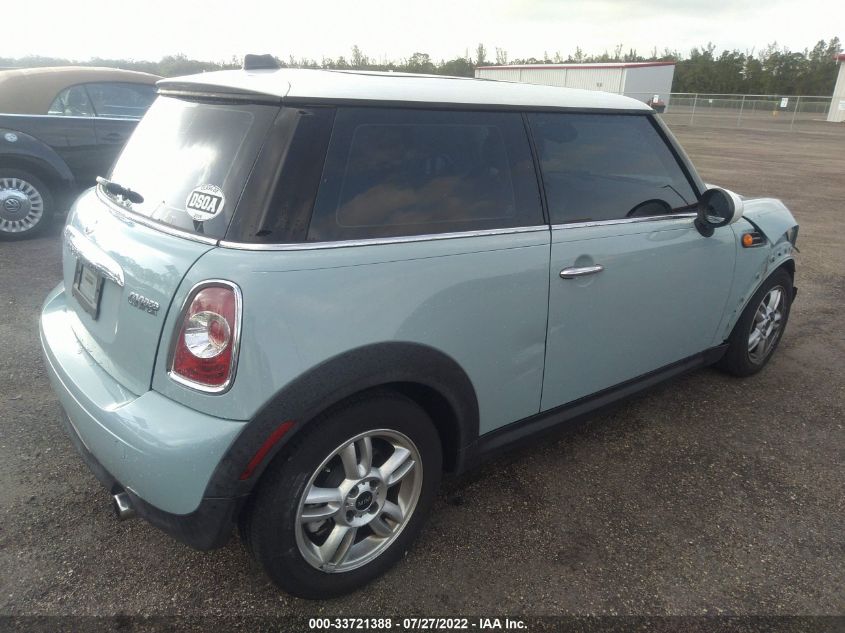 2013 MINI COOPER HARDTOP WMWSU3C55DT688729