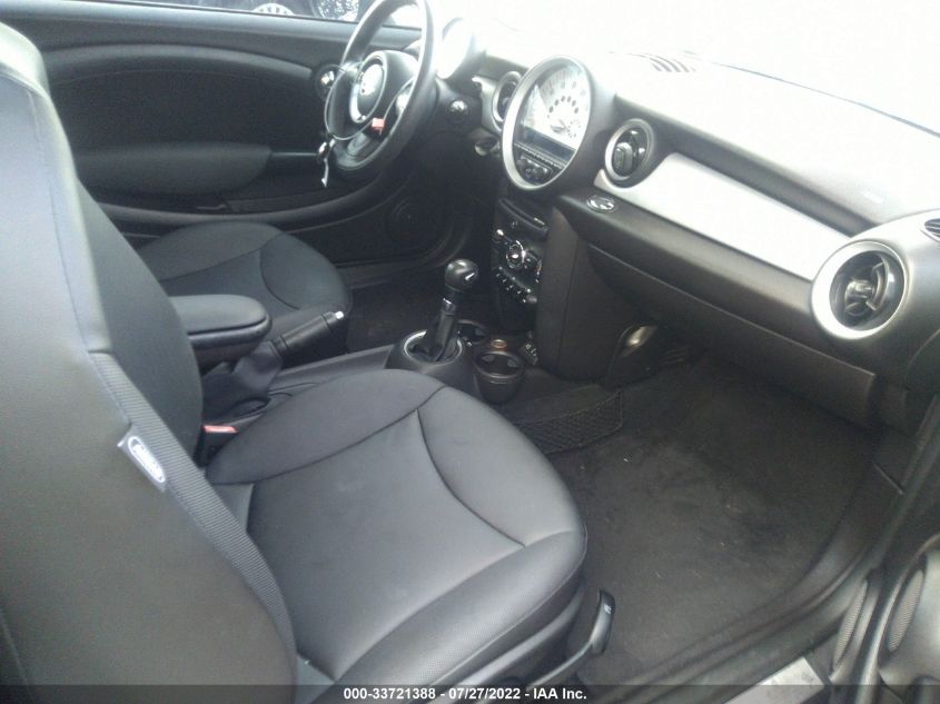 2013 MINI COOPER HARDTOP WMWSU3C55DT688729