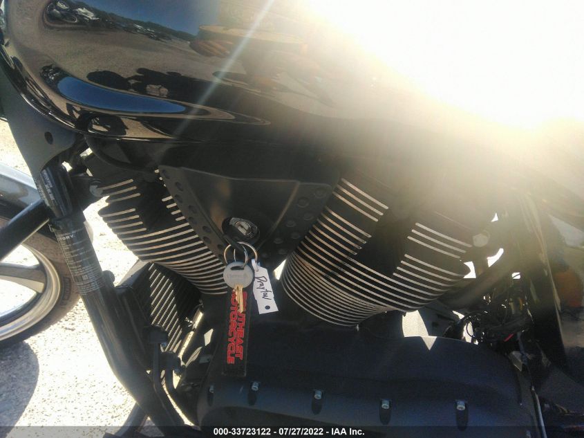 2015 VICTORY MOTORCYCLES VEGAS 8-BALL 5VPGA36N0F3043794
