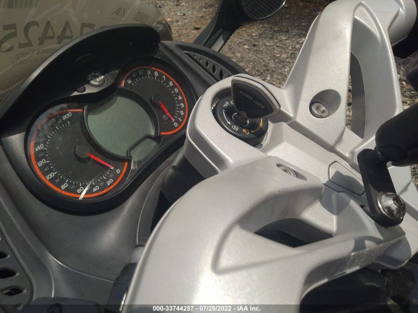 2016 CAN-AM SPYDER ROADSTER RS/RS-S 2BXNAAC24GV000175