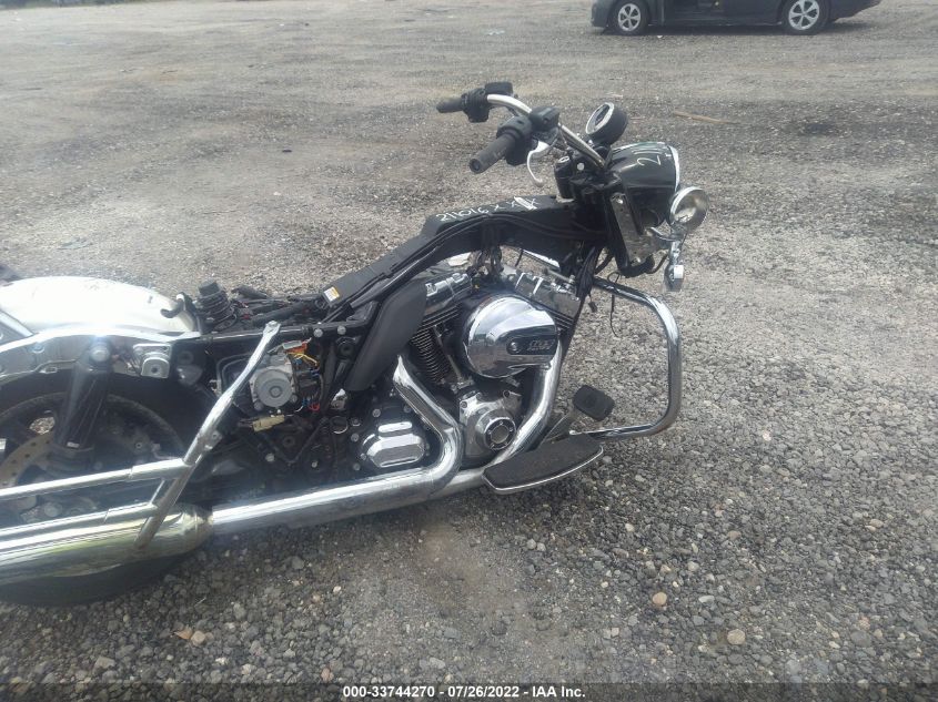 2016 HARLEY-DAVIDSON FLHP POLICE ROAD KING 1HD1FHM13GB633061