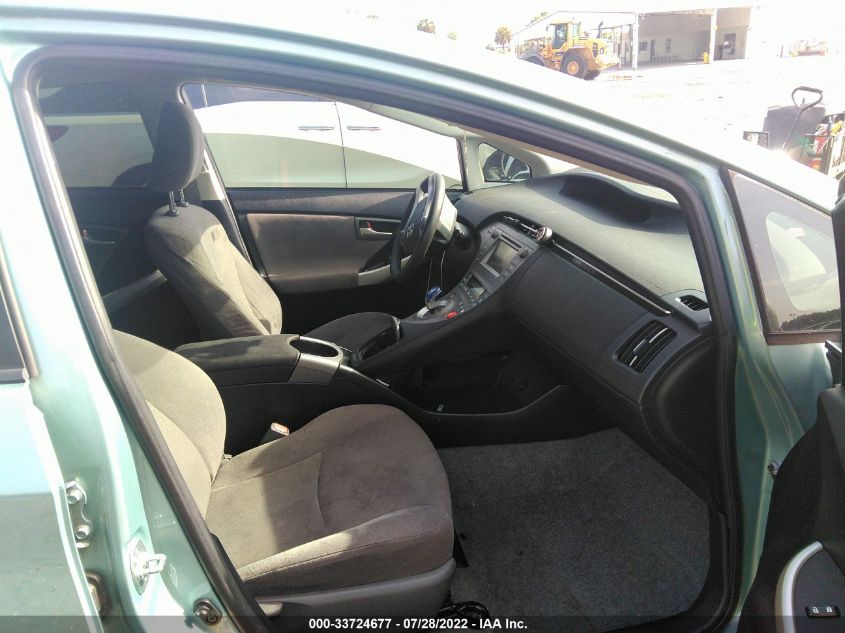 2015 TOYOTA PRIUS FOUR JTDKN3DU7F1949489