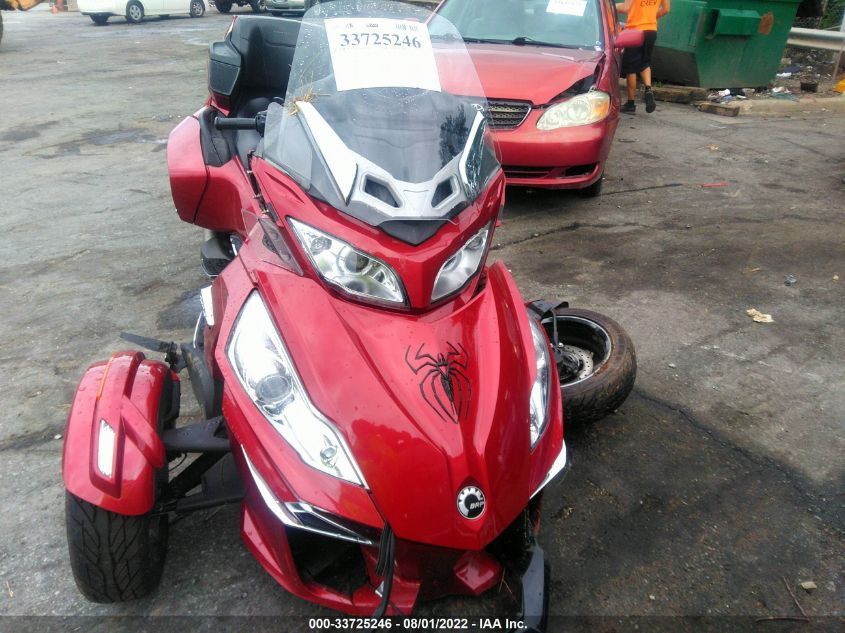 2015 CAN-AM SPYDER ROADSTER RT/RT-S/S SERIES/LTD 2BXNBDD28FV003348