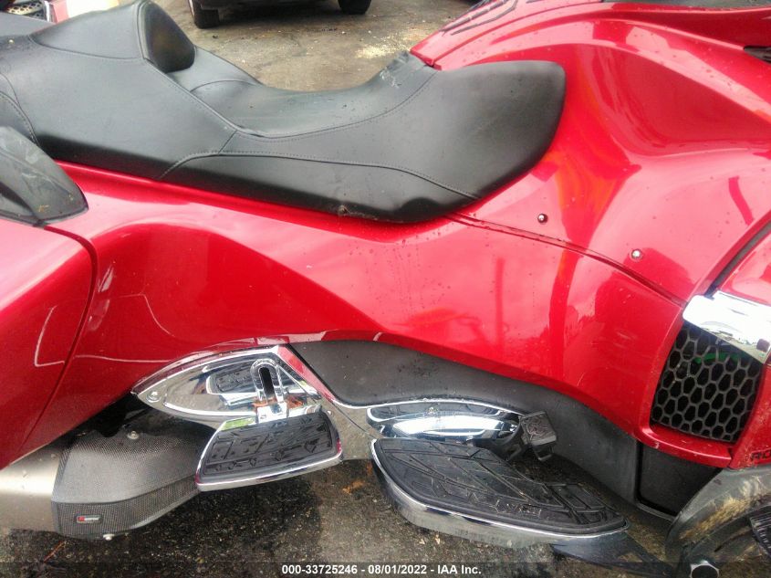 2015 CAN-AM SPYDER ROADSTER RT/RT-S/S SERIES/LTD 2BXNBDD28FV003348