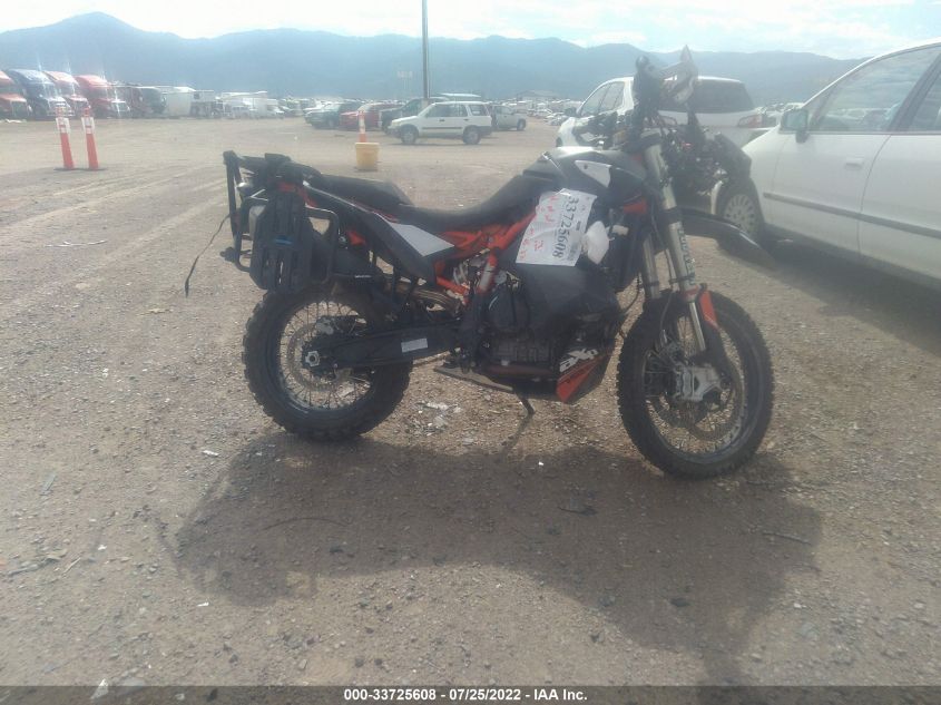 2019 KTM 790 ADVENTURE R - VBKTR3402KM764926