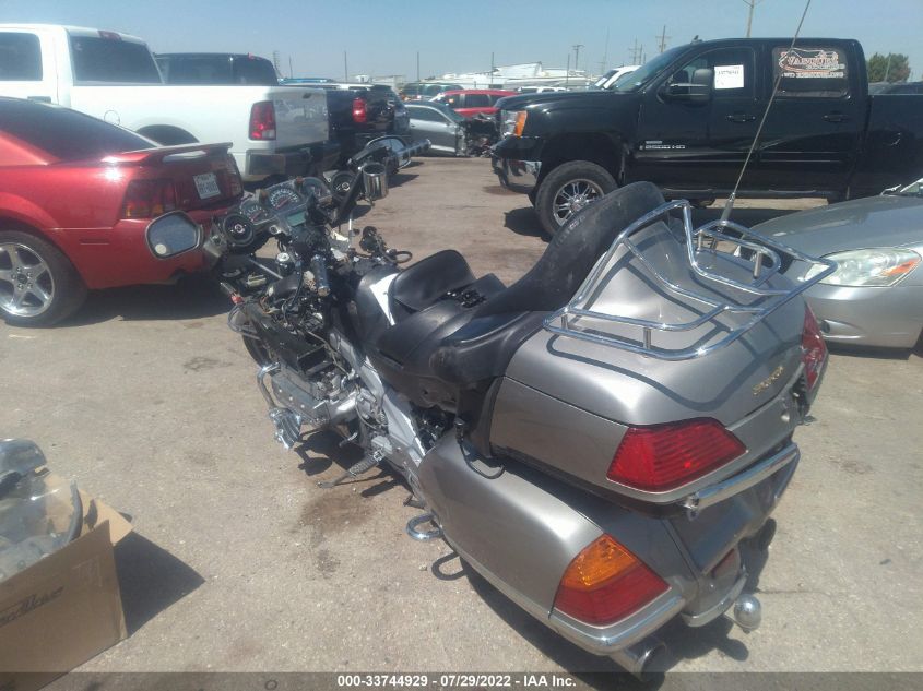 2002 HONDA GL1800 1HFSC47082A111704