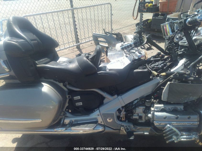 2002 HONDA GL1800 1HFSC47082A111704