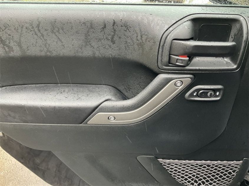 2018 JEEP WRANGLER JK UNLIMITED SPORT S 1C4BJWDG1JL858657