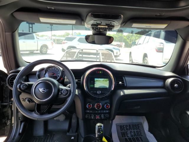 2021 MINI COOPER WMWXR3C04M2N83228