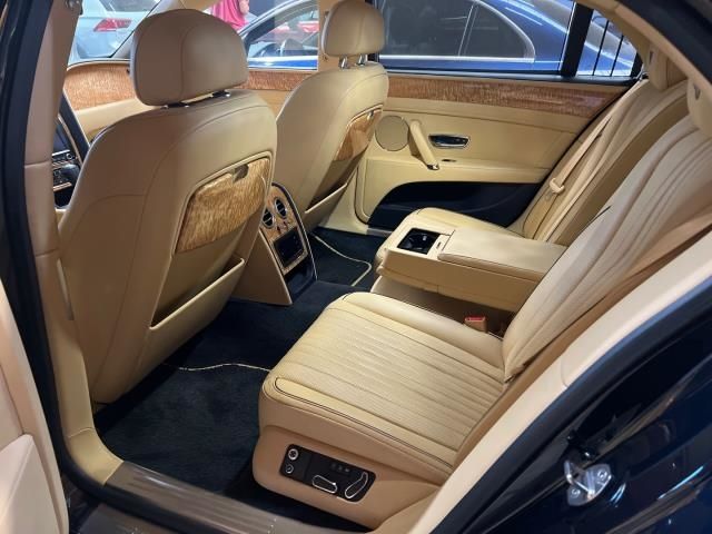 2018 BENTLEY FLYING SPUR V8 SCBET9ZA0JC066256