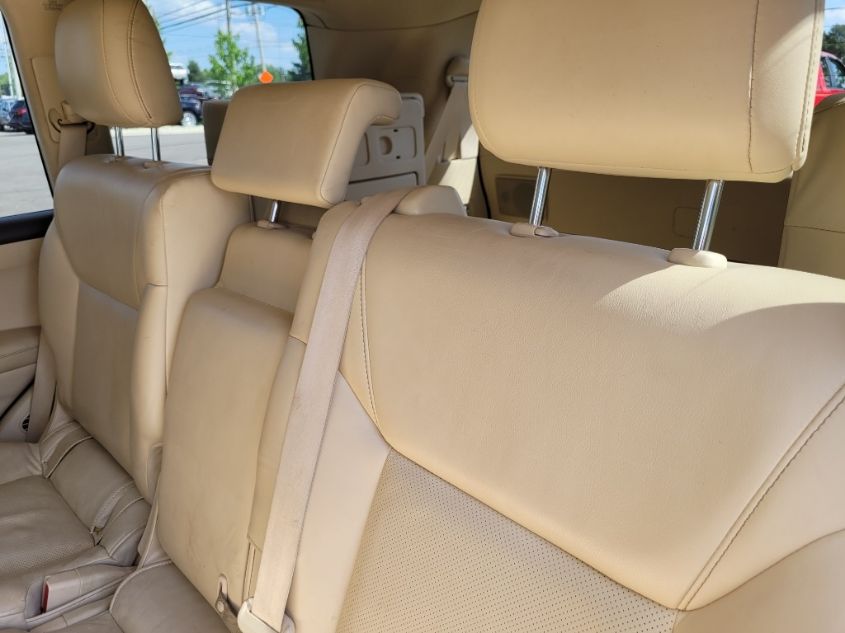 2014 LEXUS LX 570 JTJHY7AX8E4161595