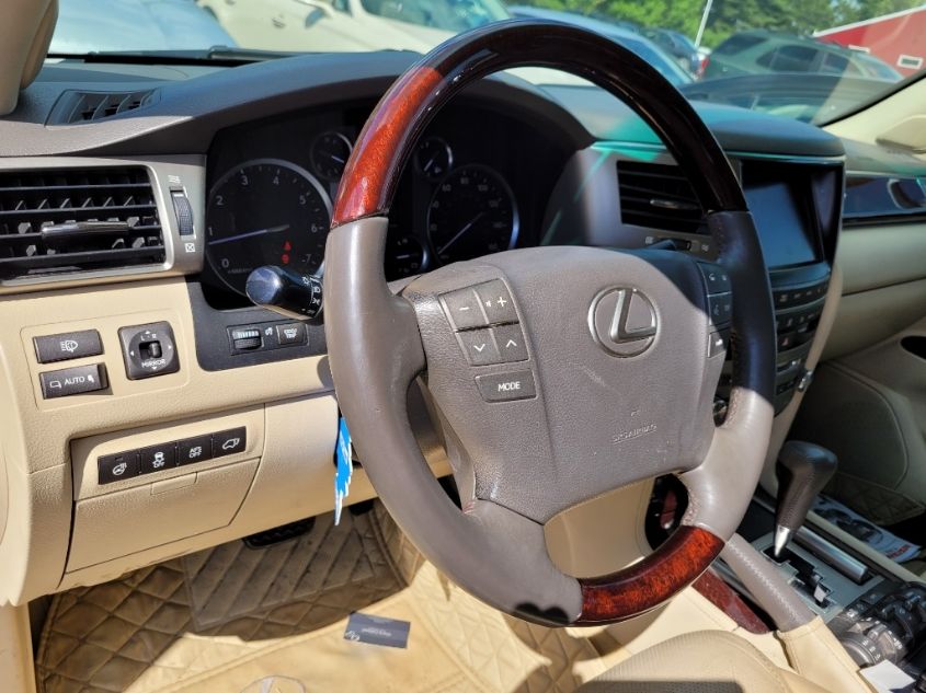 2014 LEXUS LX 570 JTJHY7AX8E4161595