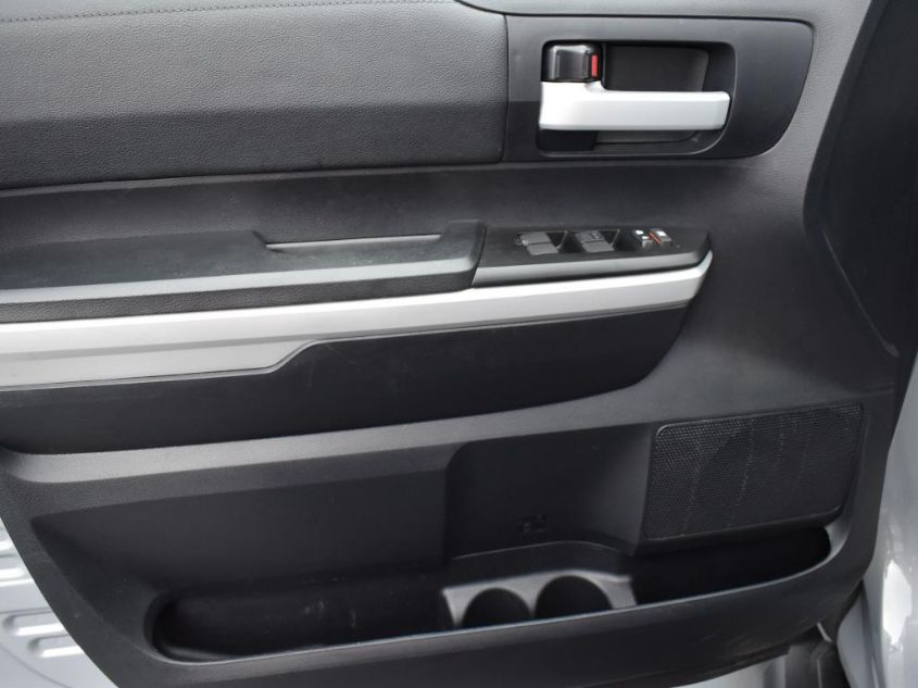 2020 TOYOTA TUNDRA DOUBLE CAB SR/SR5/DOUBLE 5TFUY5F13LX871381