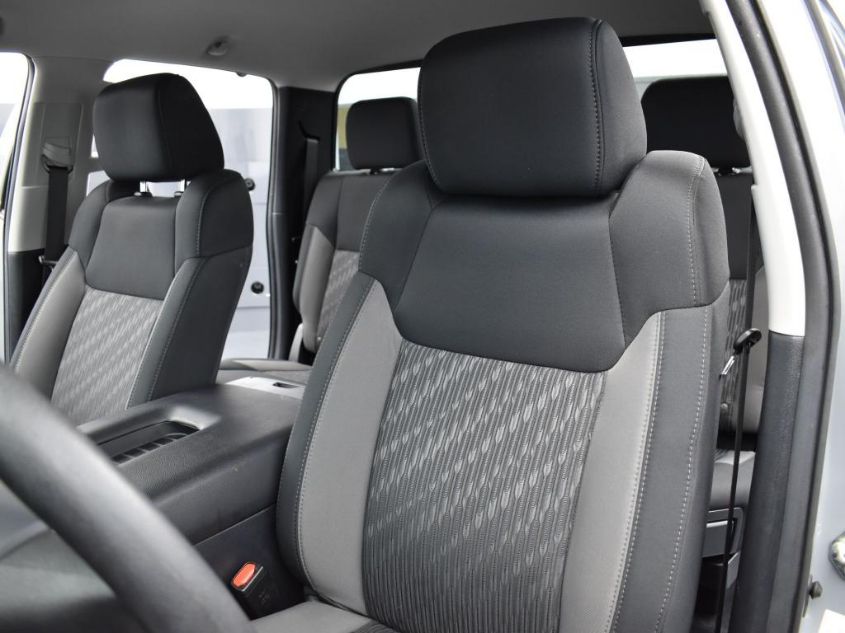 2020 TOYOTA TUNDRA DOUBLE CAB SR/SR5/DOUBLE 5TFUY5F13LX871381