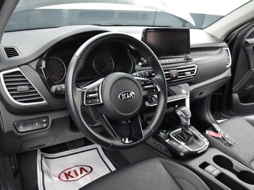 2021 KIA SELTOS SX KNDETCA26M7166583