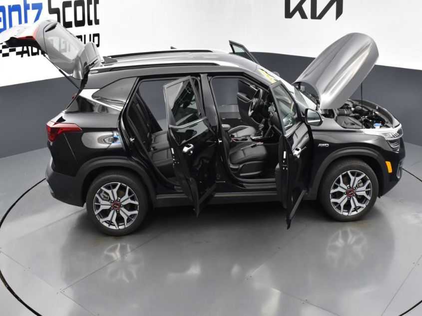 2021 KIA SELTOS SX KNDETCA26M7166583