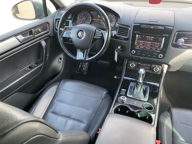 2014 VOLKSWAGEN TOUAREG SPORT WVGEF9BPXED005690