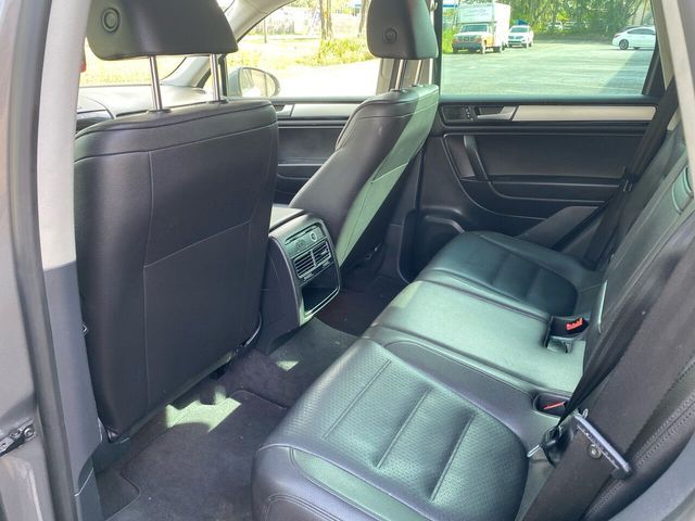 2014 VOLKSWAGEN TOUAREG SPORT WVGEF9BPXED005690