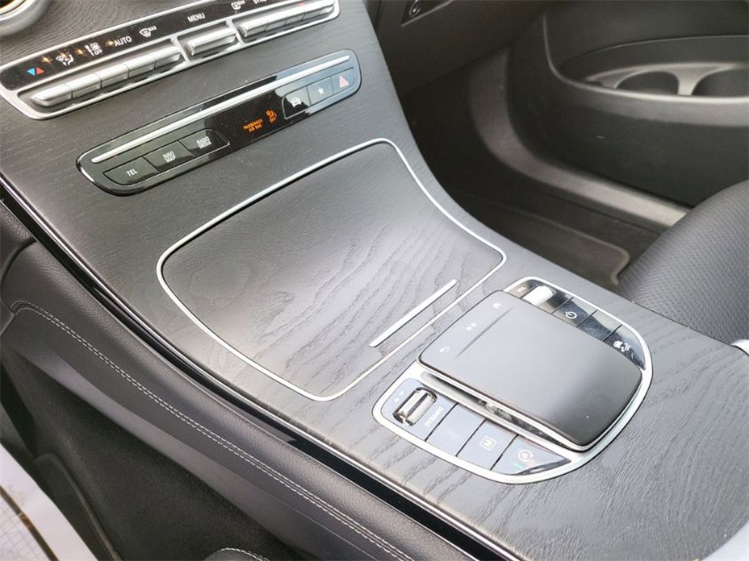 2020 MERCEDES-BENZ GLC 300 WDC0G8DB4LF728230