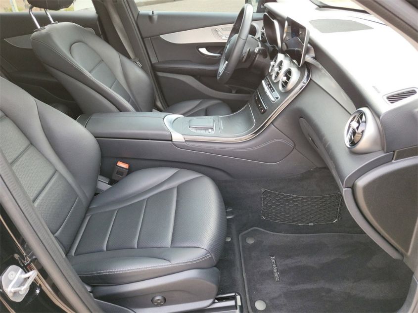 2020 MERCEDES-BENZ GLC 300 WDC0G8DB4LF728230