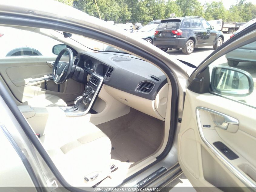2015 VOLVO V60 T5 PLATINUM YV1612SD7F1187768